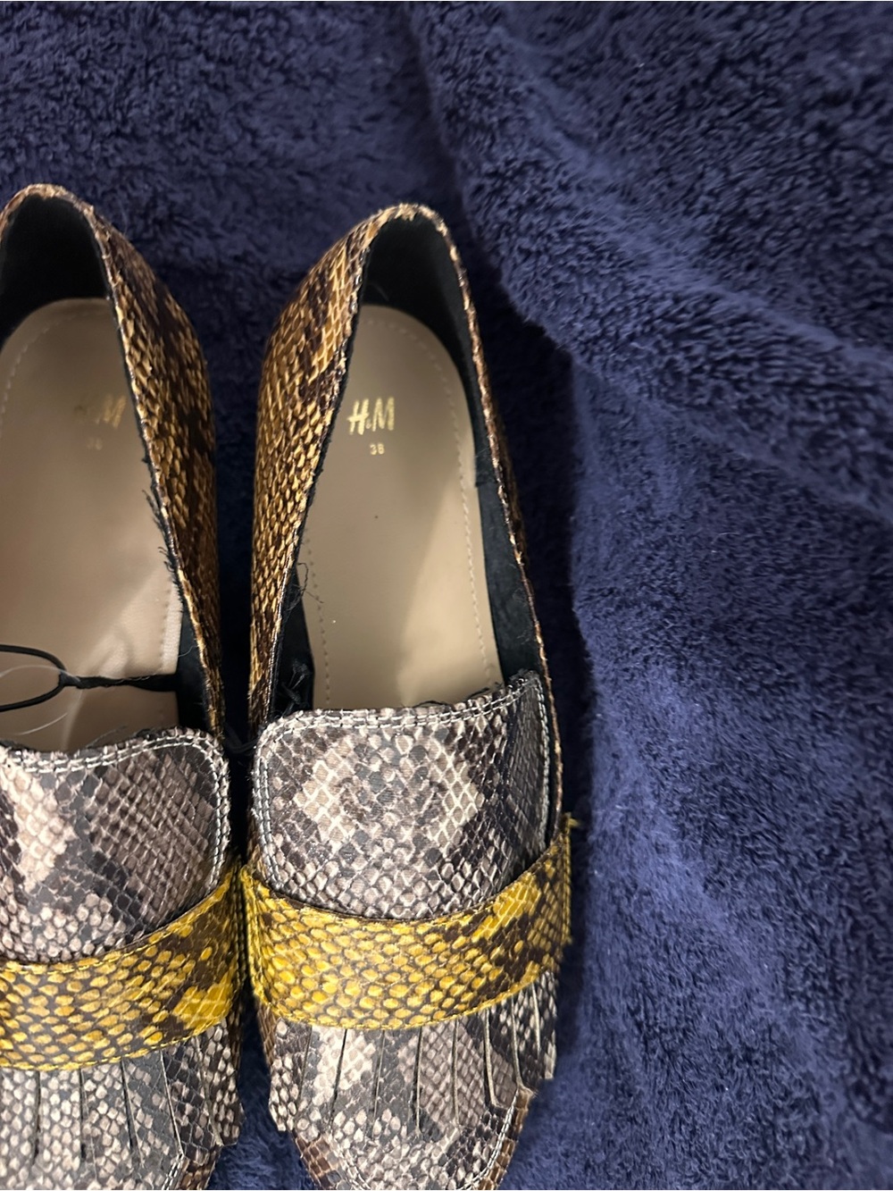 H&M Snake-Print Loafers in Brown and Yellow - Picture 6 of 9